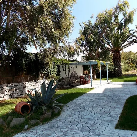 Stella Naxos Island Apartmanhotel 3*