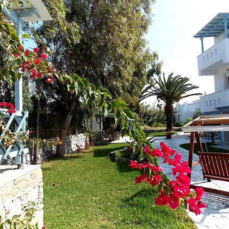 Stella Naxos Island Aparthotel 3*