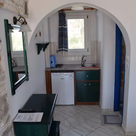 Stella Naxos Island Aparthotel